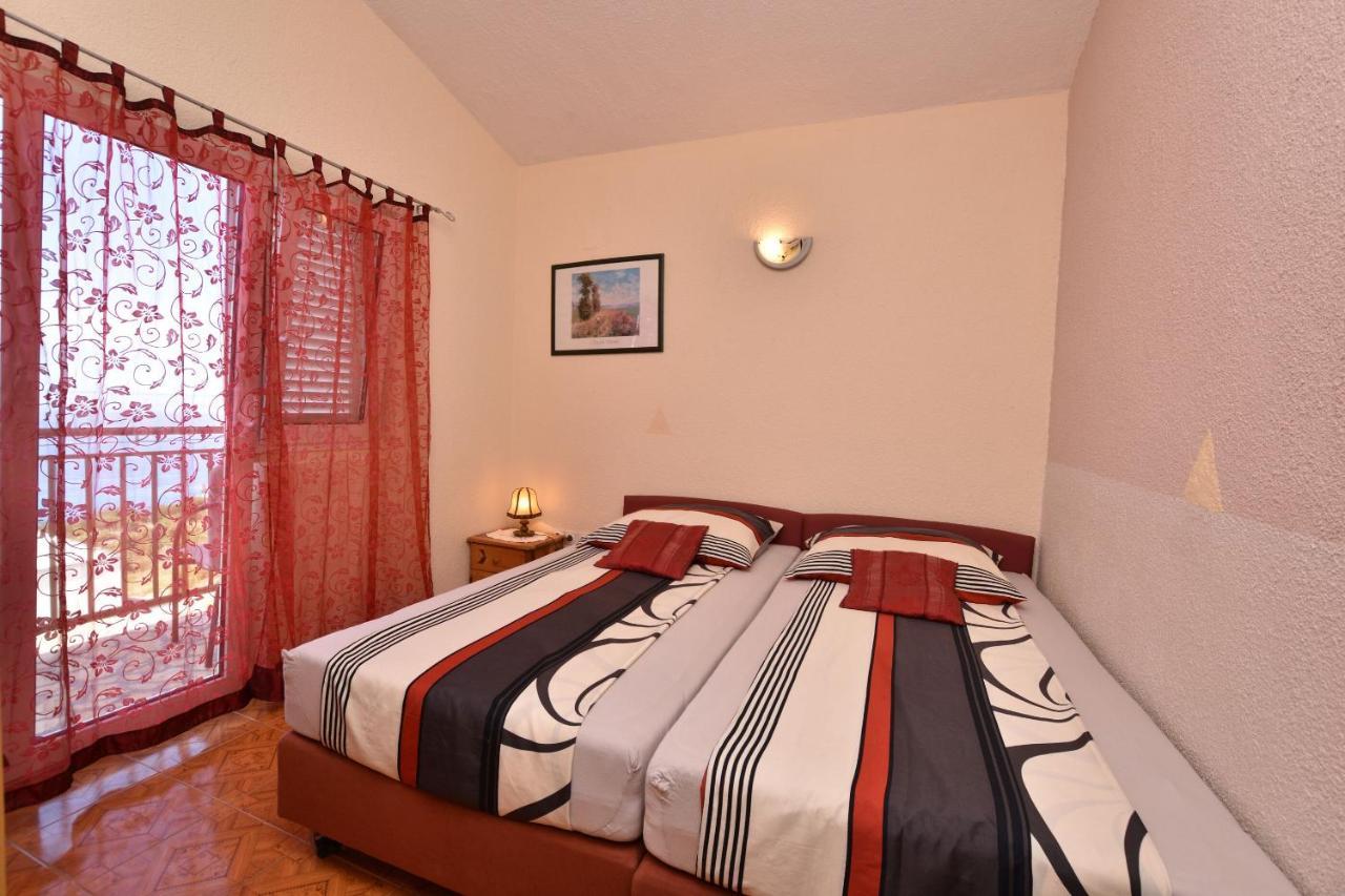 Apartments Jurkic Dolac Экстерьер фото